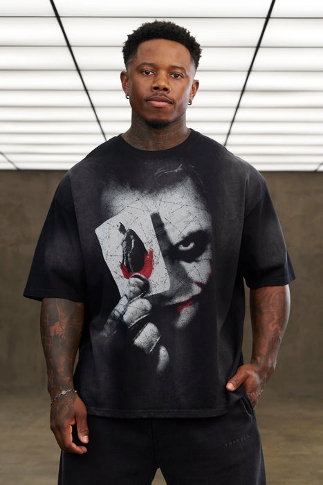 4254 - BATMAN SHADOW TEES - JOKER F