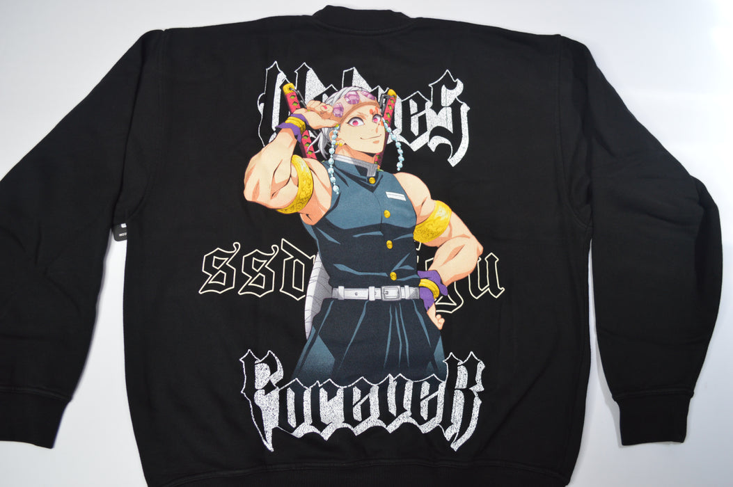 Breath Of Wolves London Crewneck in Black