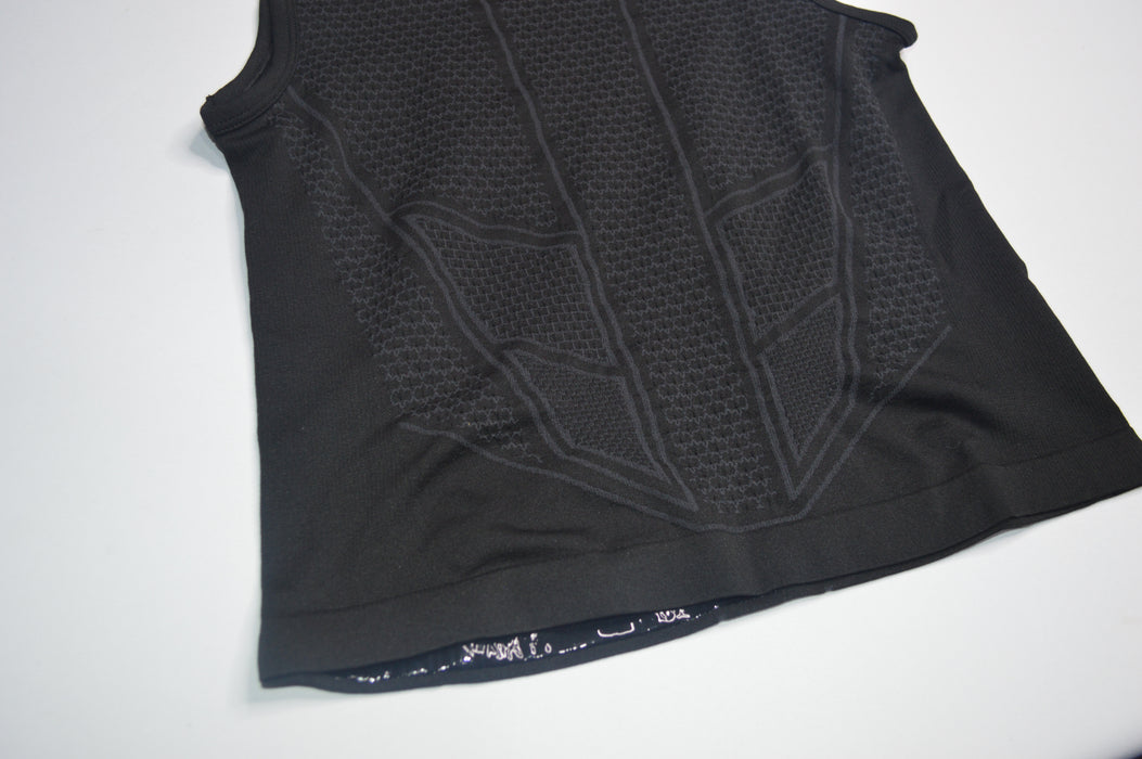 ONYX V1 TANK - Black/Onyx Grey/Carmine Red