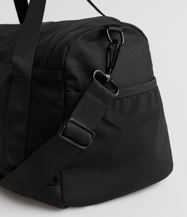 SMALL EVERYDAY GYM BAG black