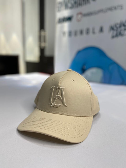 9006 - MONOCHROME LA HATS OFF-WHITE