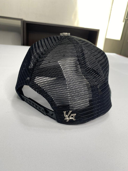 9106 - BATMAN TRUCKER HATS - BLACK