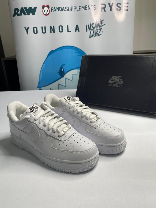 Nike Air Force 1 07’ FLYEASE