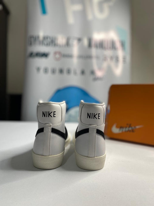 Nike Blazer Mid '77 Vintage