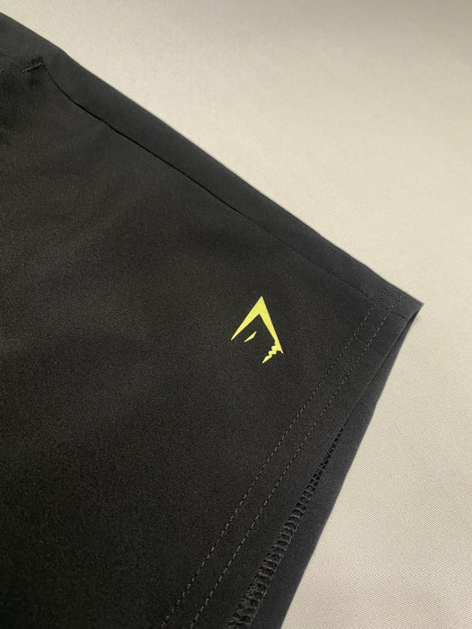 Conditioning 7" Shorts - Black