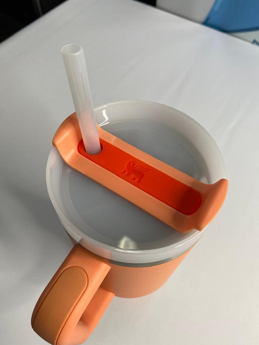 The Quencher H2.0 FlowState™ Tumbler Nectarine 40 OZ