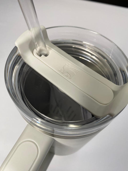 THE QUENCHER H2.0 FLOWSTATE™ TUMBLER- Pale Stone Winterscape 40 onz