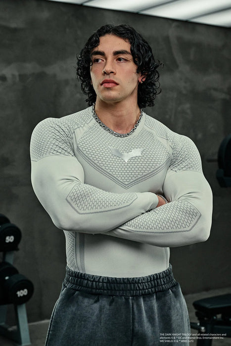 8004 - BATMAN COMPRESSION LONGSLEEVES - OFF-WHITE