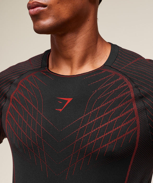 APEX SEAMLESS T-SHIRT - BLACK/CARMINE RED