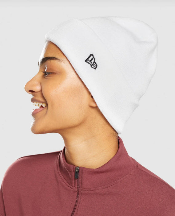 Gorro con SharkHead de New Era - Blanco - Gymshark